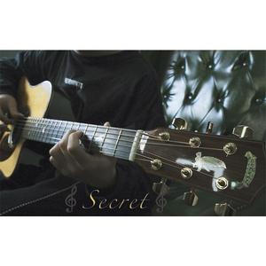 通勤车上满员黑裤袜OL
